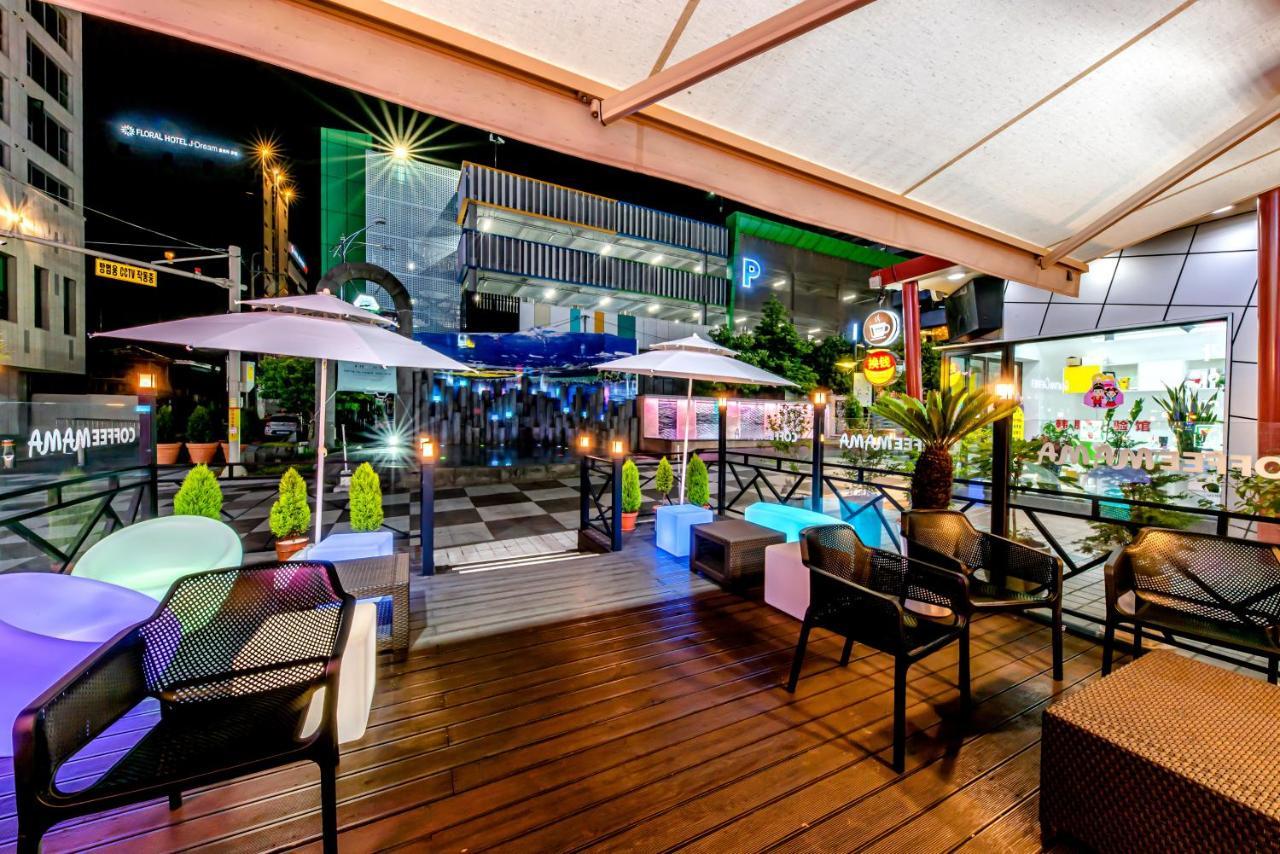 Trevi Hotel Jeju Exterior foto